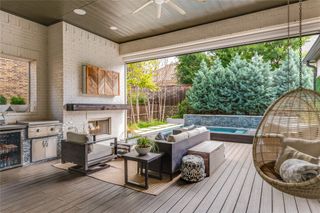 984 Thoroughbred Avenue, Frisco, TX 75036