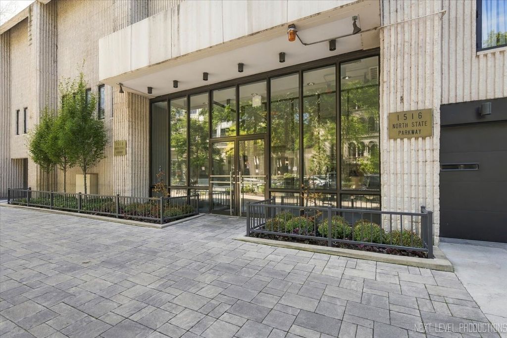 1516 N State Parkway 8C, Chicago, IL 60610 — photo 2