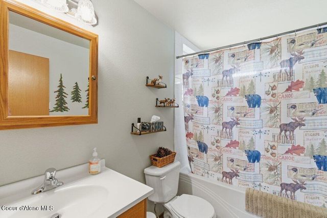 5348 S Stach Rd, Coeur D'alene, ID 83814