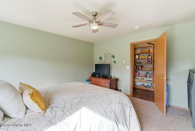 5348 S Stach Rd, Coeur D'alene, ID 83814