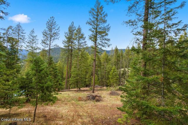 5348 S Stach Rd, Coeur D'alene, ID 83814