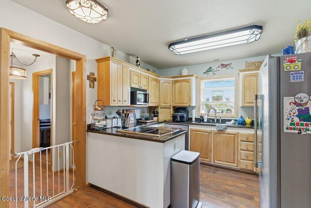 5348 S Stach Rd, Coeur D'alene, ID 83814