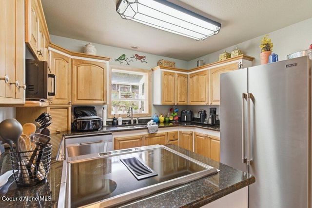 5348 S Stach Rd, Coeur D'alene, ID 83814