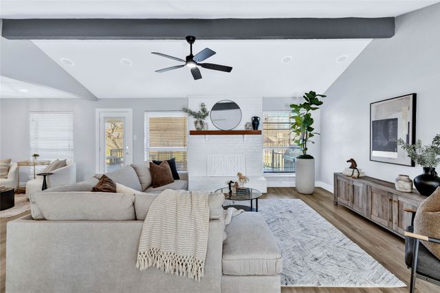 1524 Overlook Drive, Grapevine, TX 76051