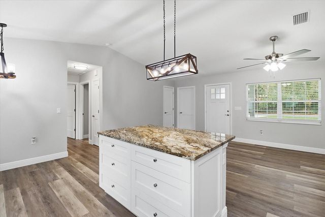 8593 N FAUCI POINT, Crystal River, FL 34428