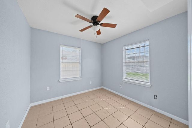 904 Beverly Avenue C, Pasadena, TX 77506