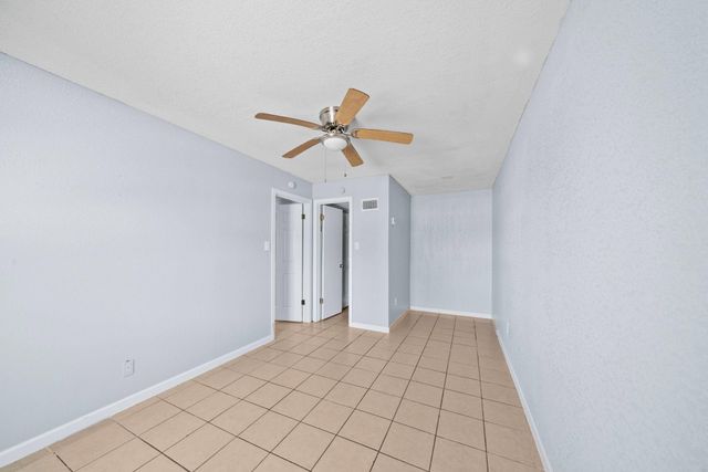 904 Beverly Avenue C, Pasadena, TX 77506