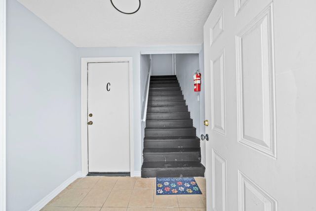 904 Beverly Avenue C, Pasadena, TX 77506