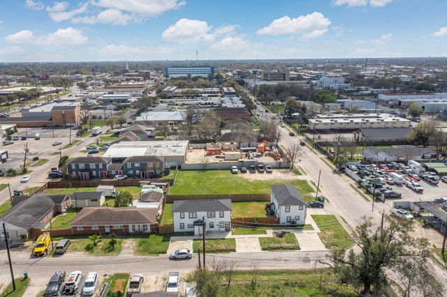 904 Beverly Avenue C, Pasadena, TX 77506