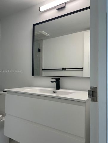 10275 Collins Ave 933, Bal Harbour, FL 33154