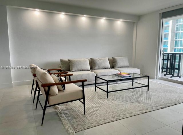 10275 Collins Ave 933, Bal Harbour, FL 33154