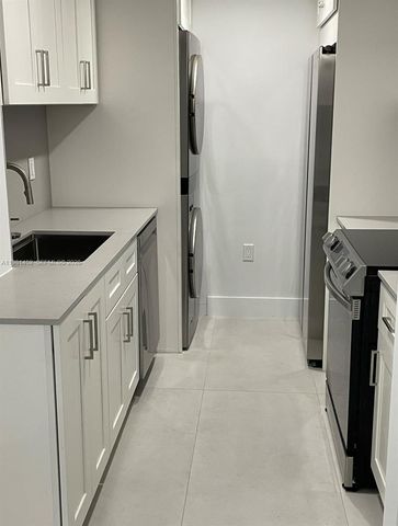 10275 Collins Ave 933, Bal Harbour, FL 33154