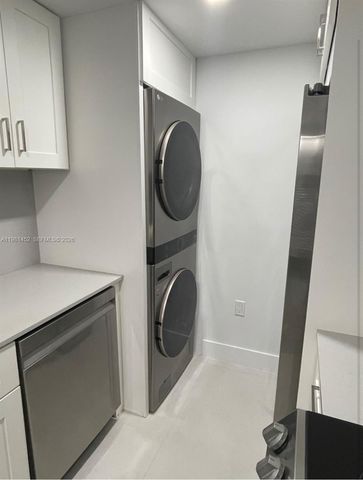 10275 Collins Ave 933, Bal Harbour, FL 33154