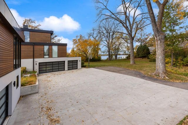 2634 Crosby Road, Wayzata, MN 55391