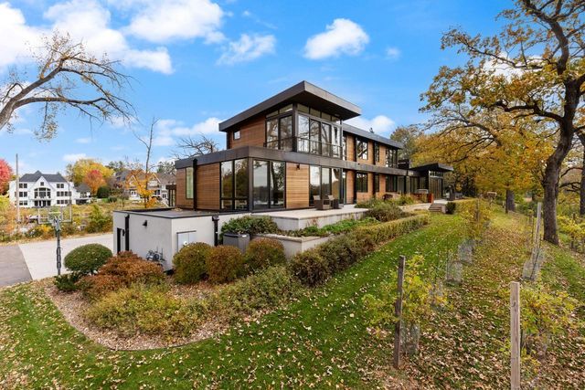2634 Crosby Road, Wayzata, MN 55391