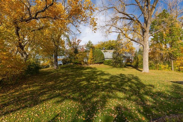 2634 Crosby Road, Wayzata, MN 55391