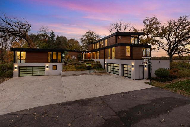 2634 Crosby Road, Wayzata, MN 55391