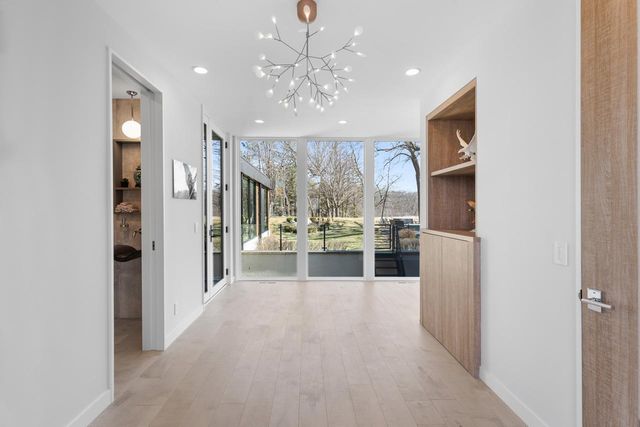 2634 Crosby Road, Wayzata, MN 55391