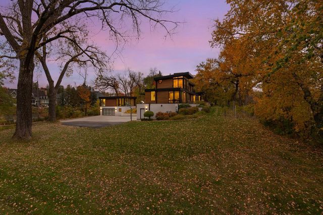 2634 Crosby Road, Wayzata, MN 55391