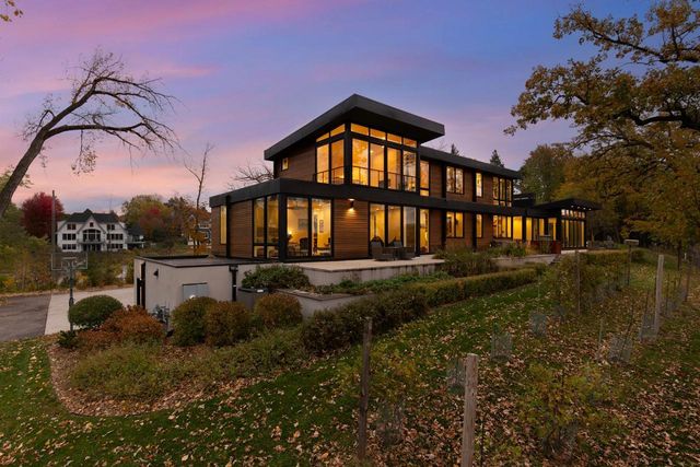 2634 Crosby Road, Wayzata, MN 55391