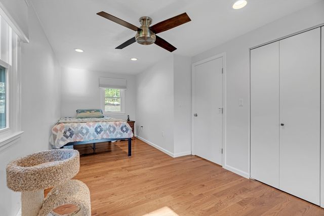 41 Church St, Uxbridge, MA 01569