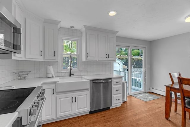 41 Church St, Uxbridge, MA 01569