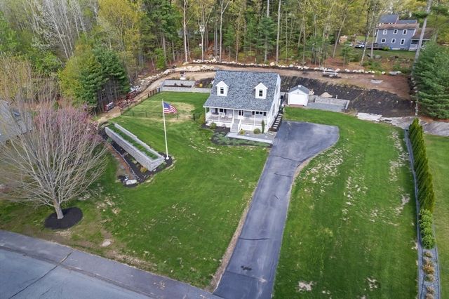 41 Church St, Uxbridge, MA 01569