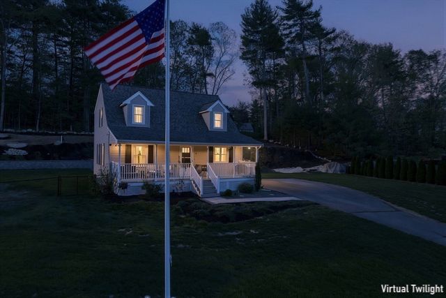 41 Church St, Uxbridge, MA 01569
