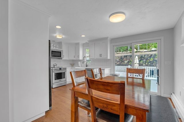 41 Church St, Uxbridge, MA 01569