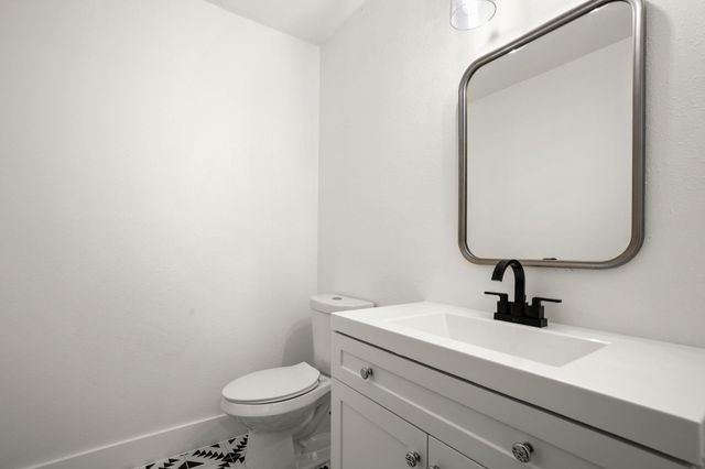 909 Reinli ST 103, Austin, TX 78751