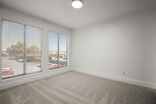 909 Reinli ST 103, Austin, TX 78751
