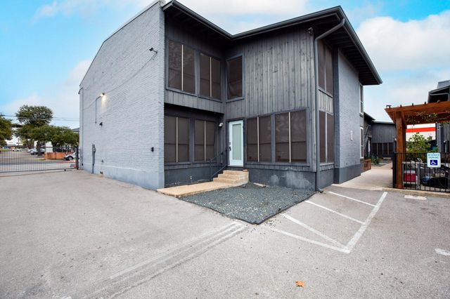 909 Reinli ST 103, Austin, TX 78751