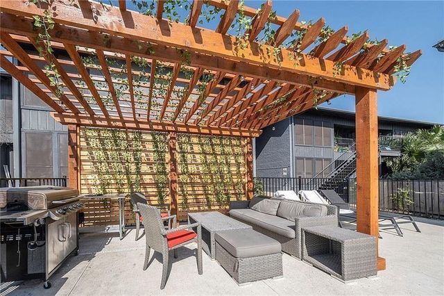 909 Reinli ST 103, Austin, TX 78751
