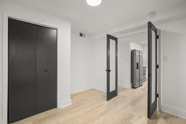 909 Reinli ST 103, Austin, TX 78751