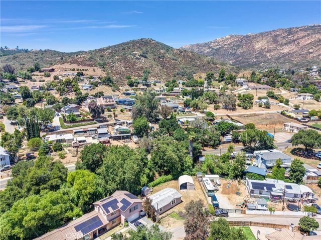 707 Silverbrook, El Cajon, CA 92019