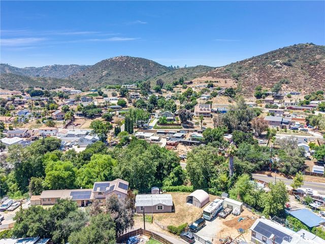 707 Silverbrook, El Cajon, CA 92019