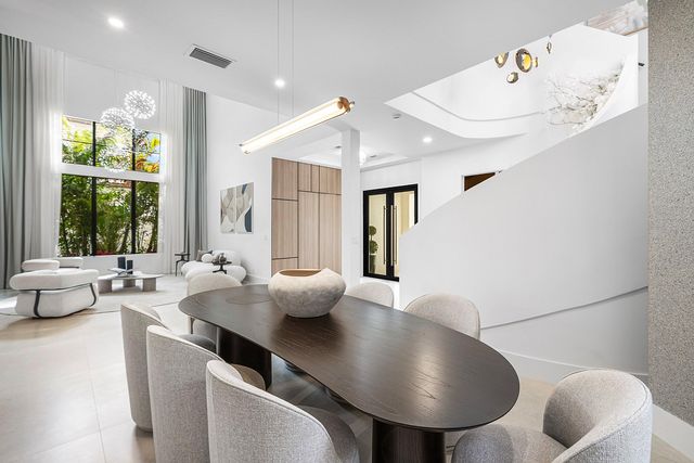 17760 Villa Club Way, Boca Raton, FL 33496