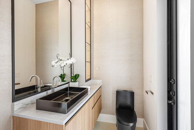 17760 Villa Club Way, Boca Raton, FL 33496