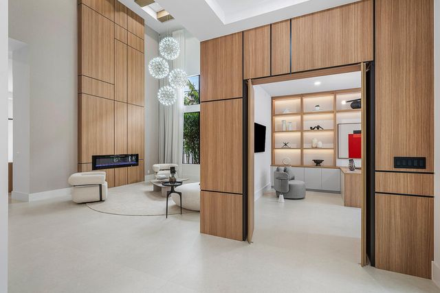 17760 Villa Club Way, Boca Raton, FL 33496