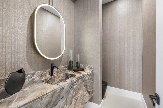 17760 Villa Club Way, Boca Raton, FL 33496