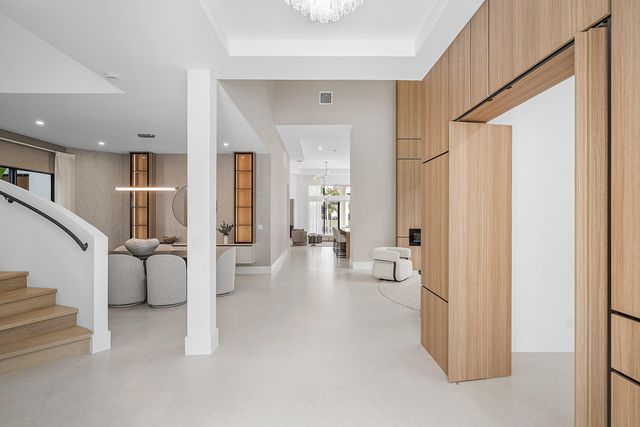 17760 Villa Club Way, Boca Raton, FL 33496