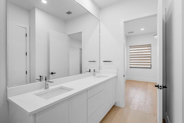 17760 Villa Club Way, Boca Raton, FL 33496