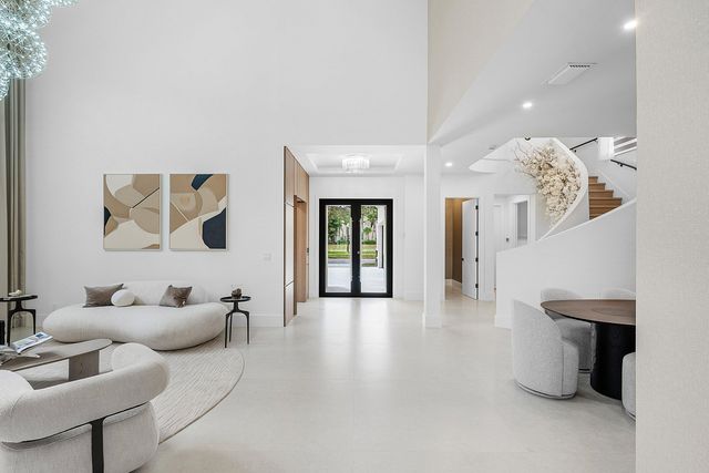 17760 Villa Club Way, Boca Raton, FL 33496