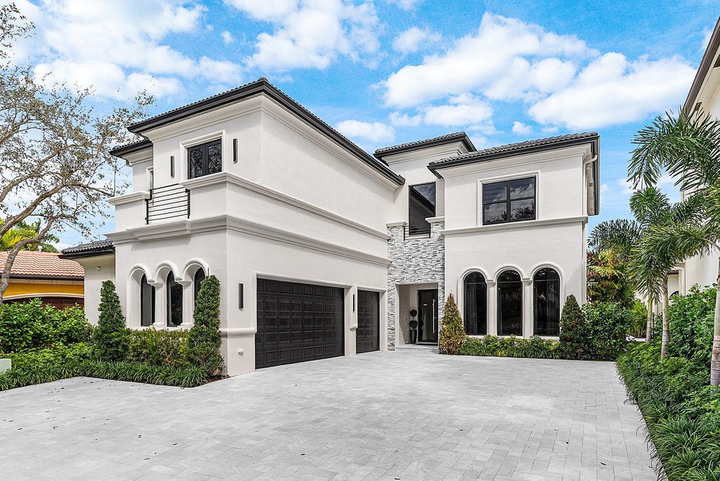 17760 Villa Club Way, Boca Raton, FL 33496