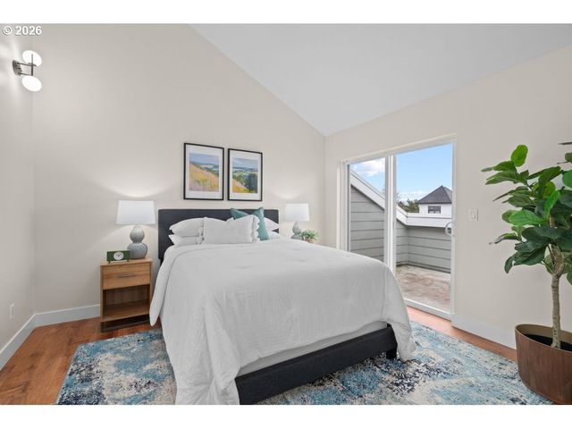 277 N HAYDEN BAY Dr, Portland, OR 97217