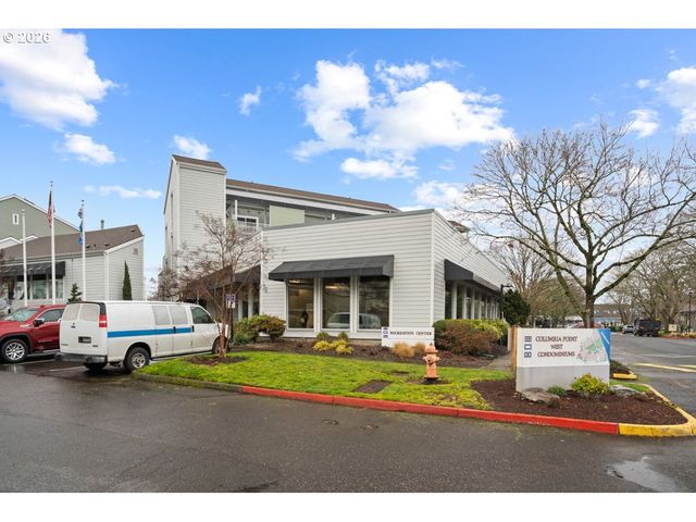 277 N HAYDEN BAY Dr, Portland, OR 97217