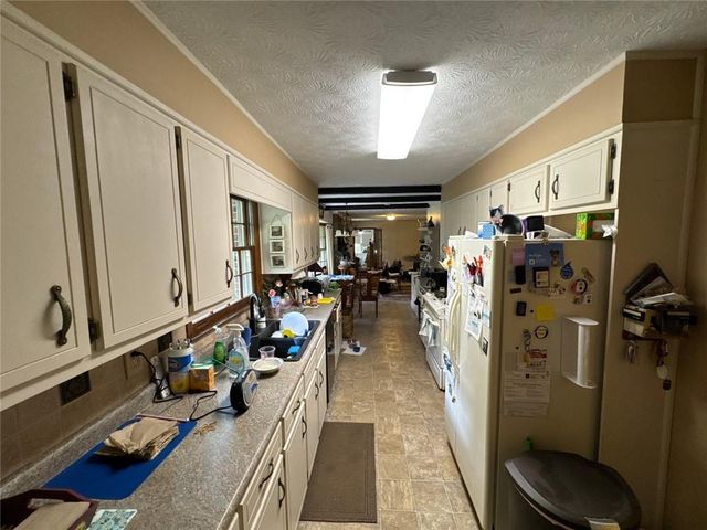 115 Ginger Cake Drive, Fayetteville, GA 30214