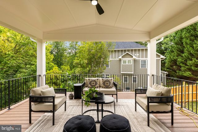 5435 MOHICAN RD, Bethesda, MD 20816