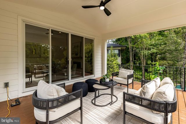 5435 MOHICAN RD, Bethesda, MD 20816