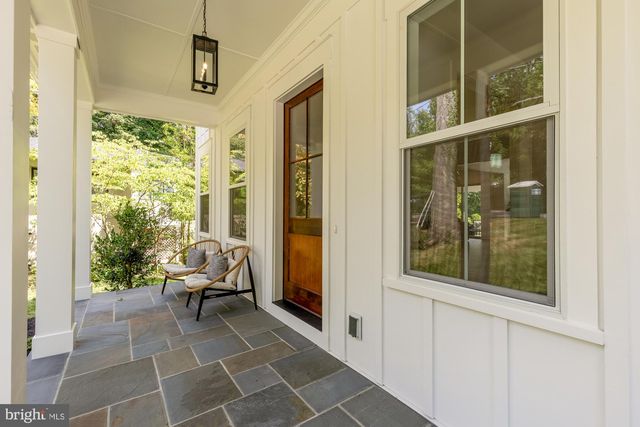 5435 MOHICAN RD, Bethesda, MD 20816